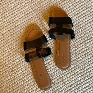 J. Crew Beachside Sandals, Black, Size 7